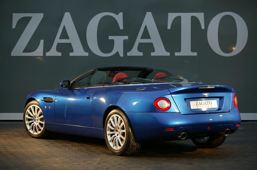  Aston Martin V12 Vanquish Roadster Zagato 2004 года  (фото 12 из 24)
